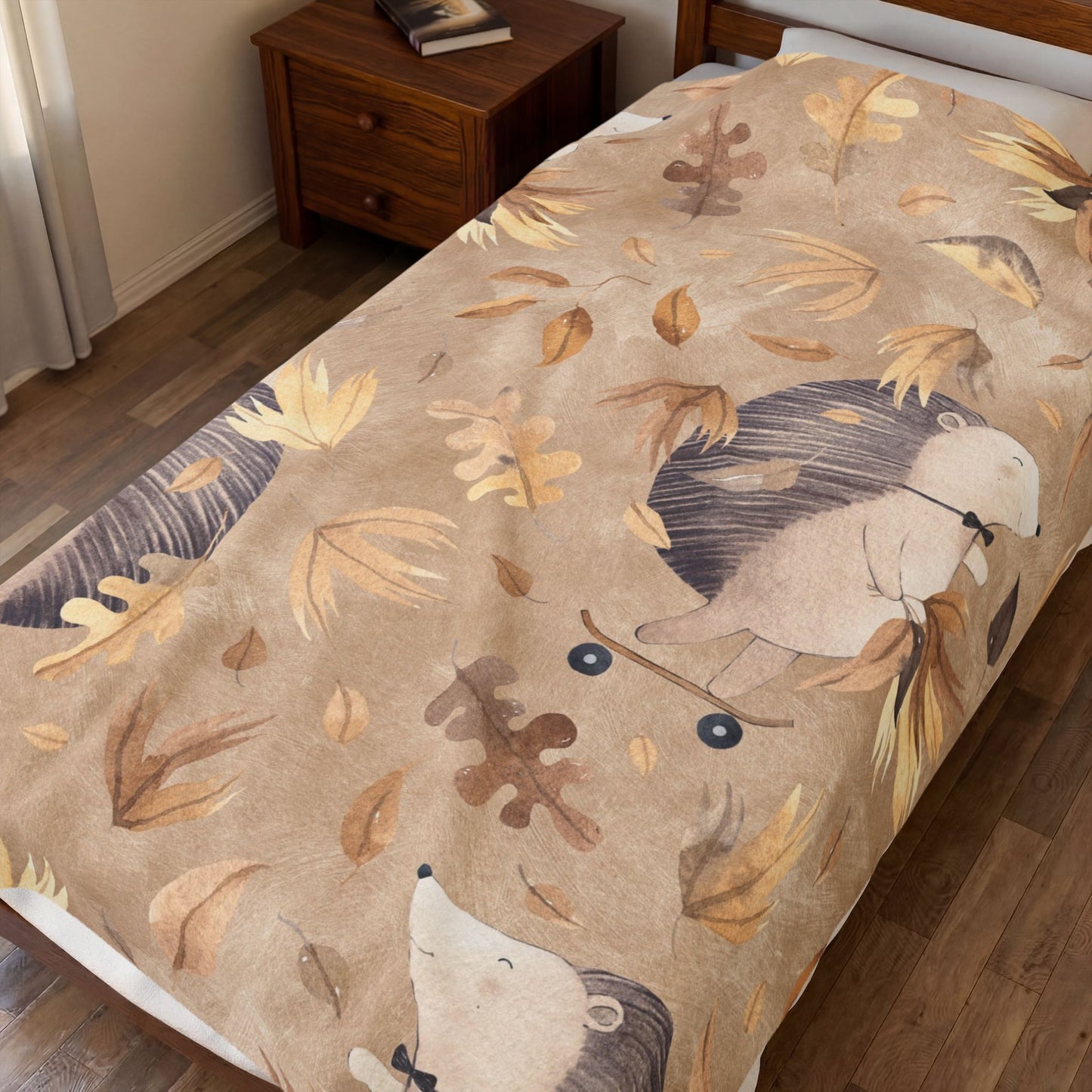 Hedgehog Skate Velveteen Plush Blanket – Cute Woodland Animal Throw for Kids & Cozy Autumn Decor